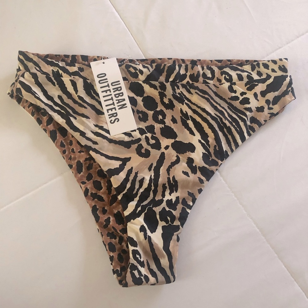 NWT Urban Outfitters Animal Print Bikini Bottoms - Picture 2 of 3